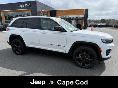 Used 2023 Jeep Grand Cherokee Altitude