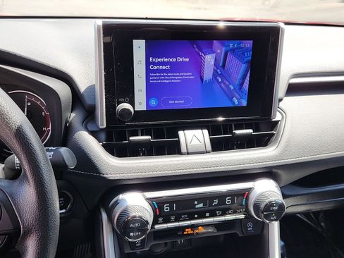Certified 2025 Toyota RAV4 XLE AWD/4WD image 14