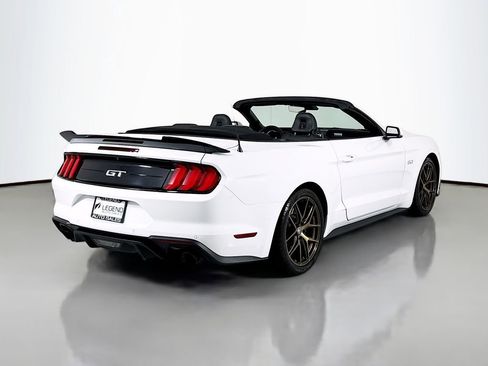 Used 2018 Ford Mustang GT Premium w/ GT Performance Package RWD image 5