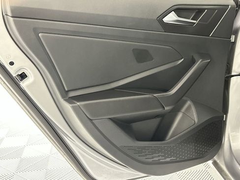 Used 2024 Volkswagen Jetta SE FWD image 30