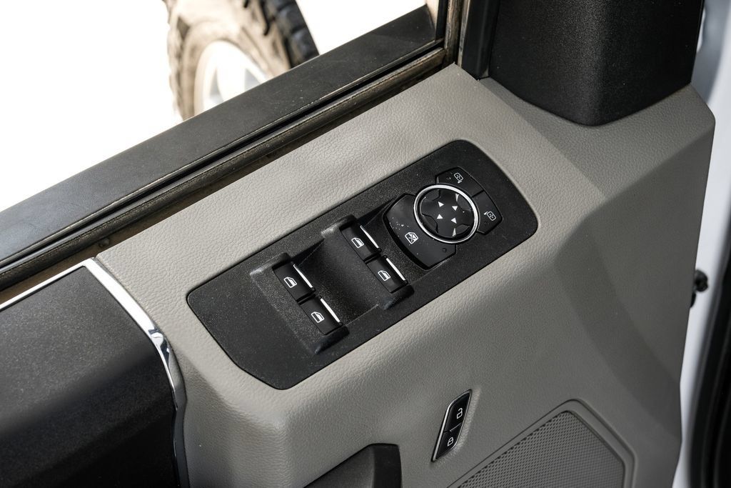 Used 2018 Ford F150 XLT w/ Equipment Group 301A Mid RWD image 44