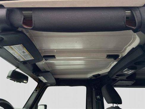 Used 2015 Jeep Wrangler Rubicon w/ Dual Top Group image 22