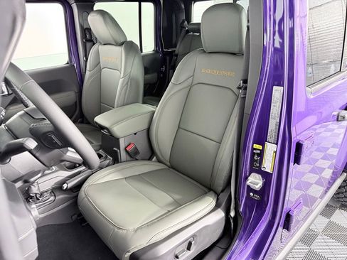 New 2026 Jeep Gladiator Mojave image 10