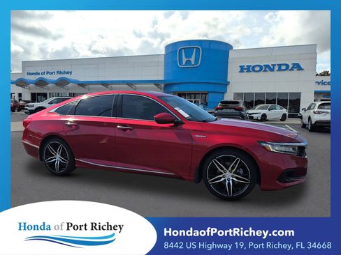 Used 2022 Honda Accord Touring image 1