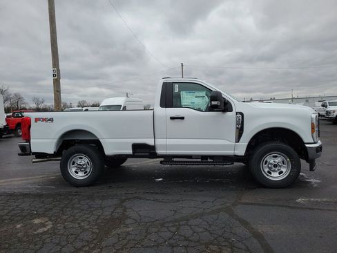 New 2026 Ford F350 XL w/ FX4 Off-Road Package image 3