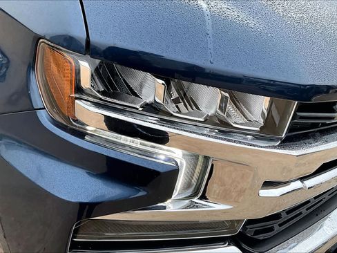 Used 2021 Chevrolet Silverado 1500 LT AWD/4WD image 24
