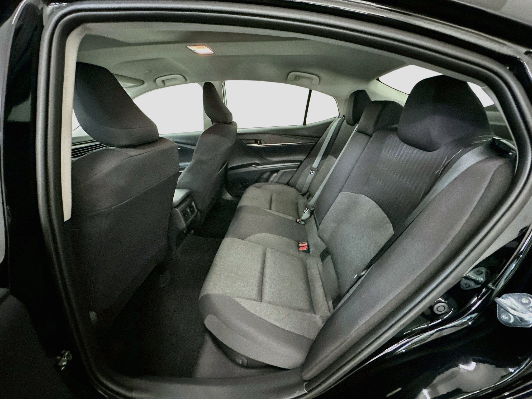 Used 2026 Toyota Camry LE FWD image 29