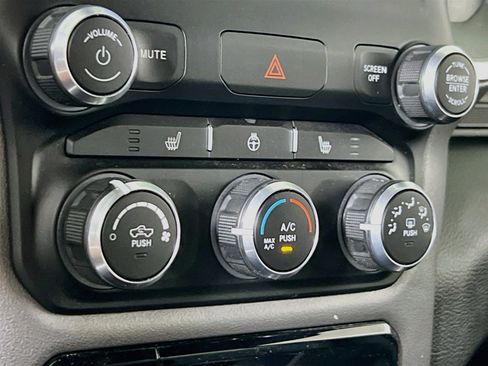 Used 2023 RAM 1500 Big Horn AWD/4WD image 19
