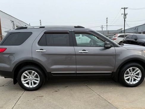Used 2013 Ford Explorer XLT AWD/4WD image 5