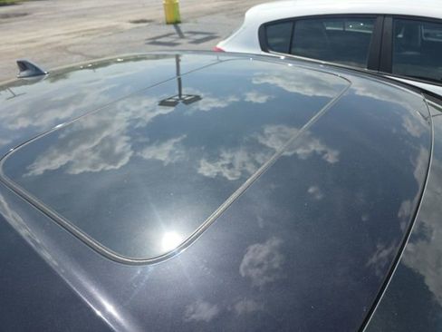 Used 2021 Acura TLX w/ Technology Package image 8