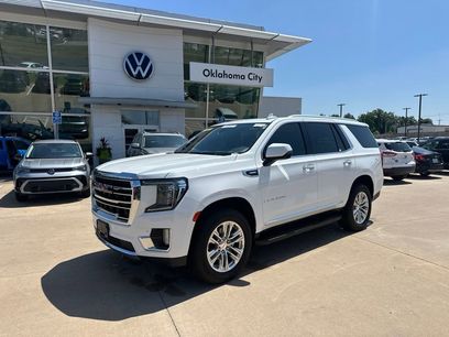 Used 2023 GMC Yukon SLT w/ SLT Luxury Package
