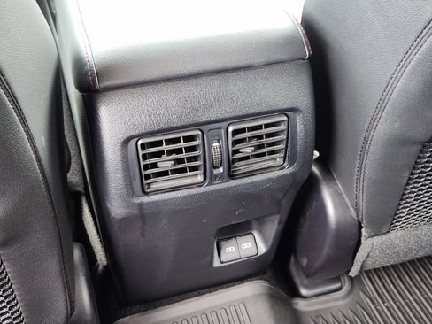 Used 2024 Toyota 4Runner TRD Off-Road Premium w/ Off Road Premium Plus Package AWD/4WD image 31