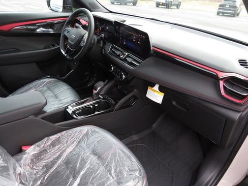 New 2026 Chevrolet TrailBlazer RS w/ Convenience Package image 13