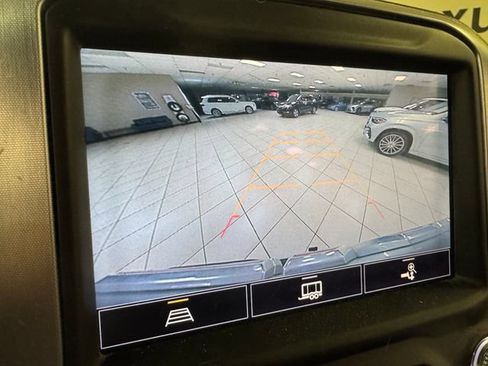 Used 2021 GMC Sierra 1500 SLT RWD image 15