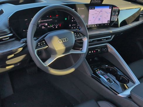 New 2025 Audi Q5 Premium Plus image 2