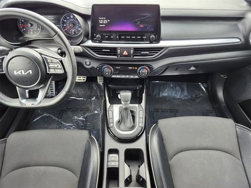 Used 2023 Kia Forte GT-Line w/ GT-Line Premium Package image 14