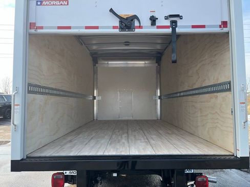 New 2026 Chevrolet Express 3500 Work Van w/ Power Convenience Package image 18