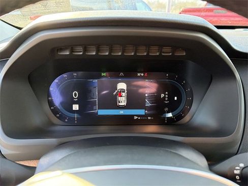 Used 2023 Volvo XC90 B5 Plus image 18