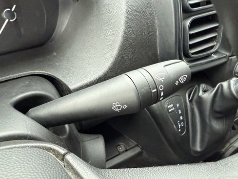 Used 2023 RAM ProMaster 2500 image 21