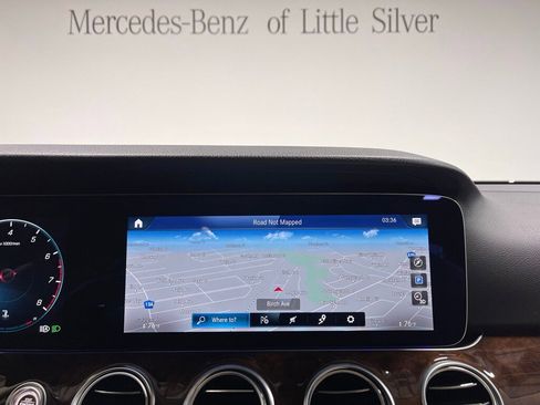 Used 2022 Mercedes-Benz E 350 4MATIC Sedan image 33