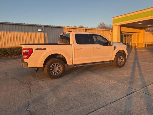 Used 2021 Ford F150 Lariat w/ Tow Technology Package image 12