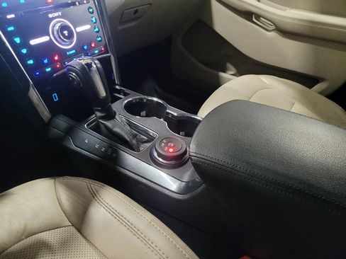 Used 2018 Ford Explorer Limited w/ Ford Safe & Smart Package AWD/4WD image 26