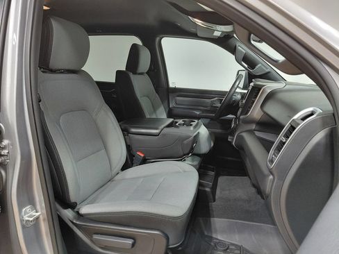 Used 2022 RAM 1500 Big Horn AWD/4WD image 25