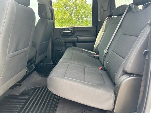 Used 2023 Chevrolet Silverado 2500 Custom w/ Custom Value Package image 15