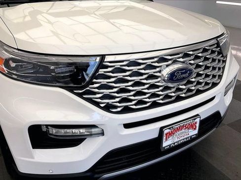 Used 2021 Ford Explorer Platinum w/ Equipment Group 601A AWD/4WD image 31