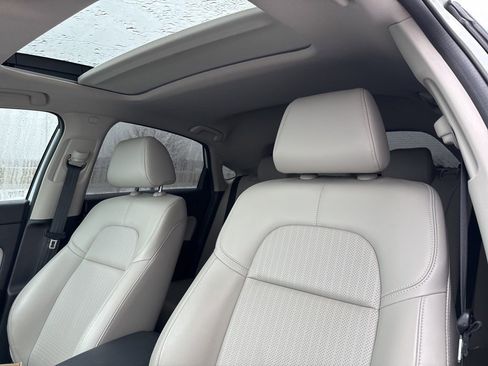 Certified 2023 Honda Civic EX-L image 5