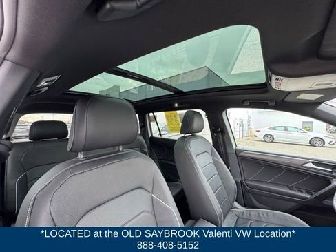 Certified 2023 Volkswagen Tiguan SEL R-Line AWD/4WD image 28