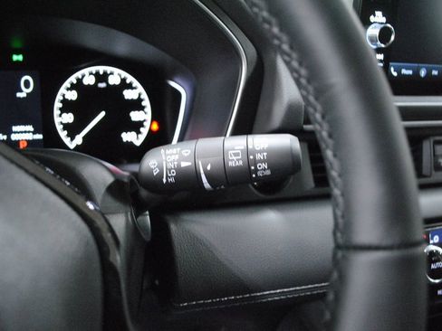 New 2025 Honda Pilot EX-L image 9