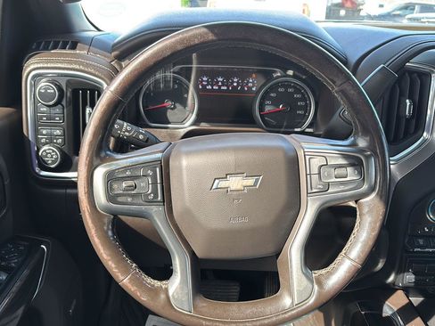 Used 2020 Chevrolet Silverado 2500 LTZ w/ LTZ Plus Package image 27