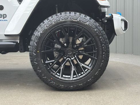 Used 2024 Jeep Wrangler Sport S 4xe w/ Convenience Group image 10