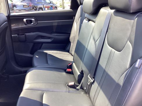 Used 2026 Kia Sorento S w/ S Panoramic Sunroof Package AWD/4WD image 13