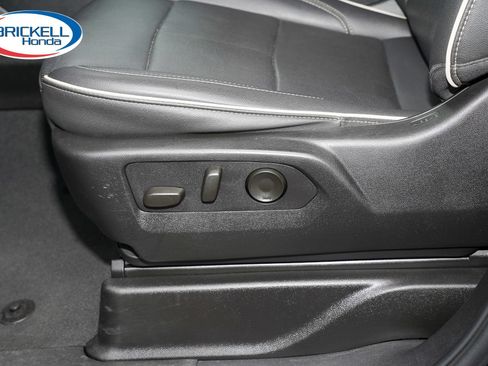 Used 2024 Chevrolet Tahoe Premier RWD image 33