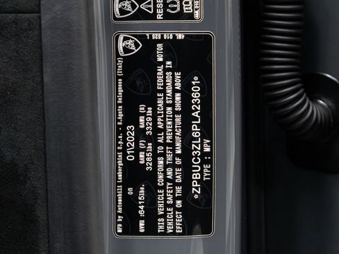 Used 2023 Lamborghini Urus Performante image 99