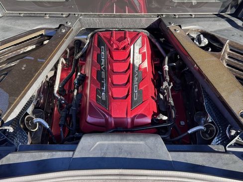 Used 2020 Chevrolet Corvette Stingray Premium Cpe w/ 3LT Preferred Equipment Group image 27