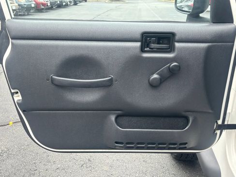 Used 2006 Jeep Wrangler Sport image 11