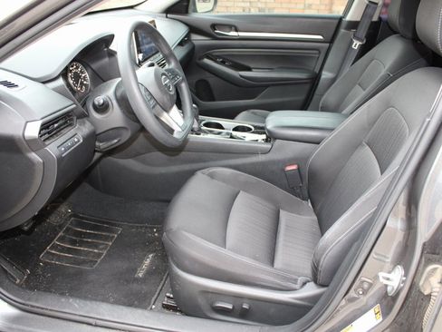 Used 2021 Nissan Altima 2.5 SV image 15