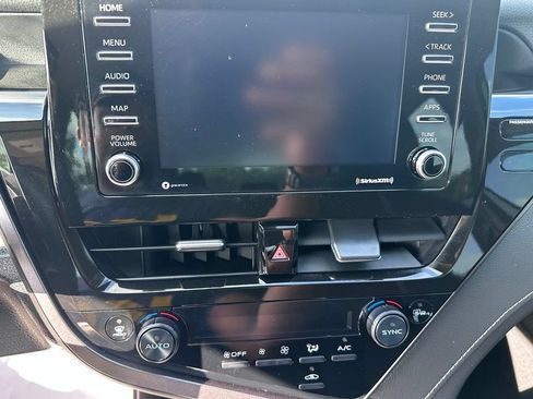 Used 2024 Toyota Camry SE FWD image 16