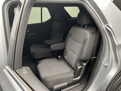 Certified 2023 Chevrolet Traverse LT image 11