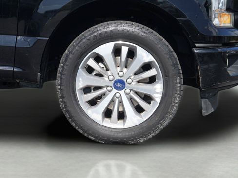 Used 2017 Ford F150 XL w/ Equipment Group 101A Mid RWD image 4