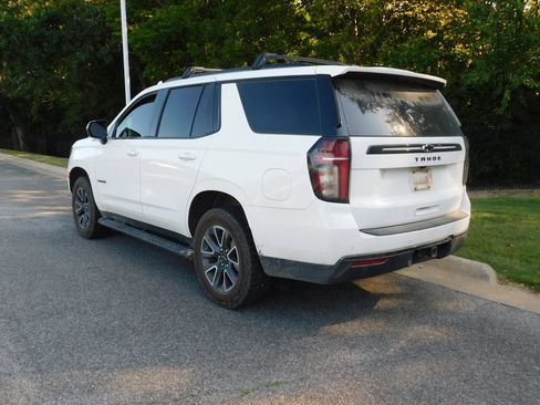 Used 2021 Chevrolet Tahoe Z71 AWD/4WD image 9