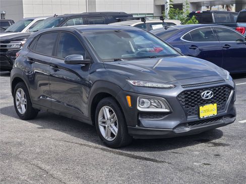 Used 2021 Hyundai Kona SE w/ Cargo Package FWD image 3