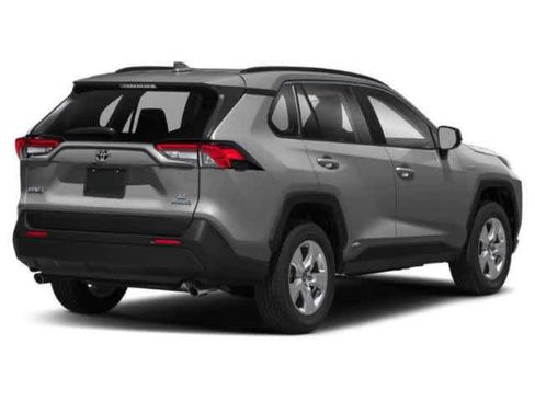 Certified 2021 Toyota RAV4 LE AWD/4WD image 2