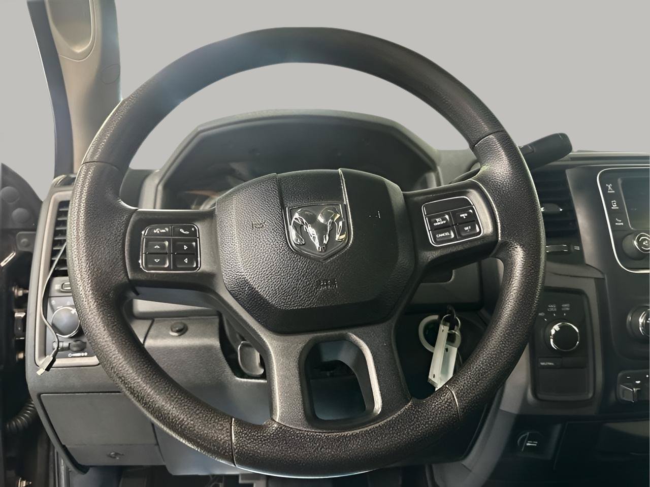Used 2015 RAM 3500 Tradesman w/ Chrome Appearance Group AWD/4WD image 13