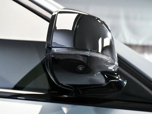 Used 2024 BMW X6 M Competition w/ Executive Package image 99