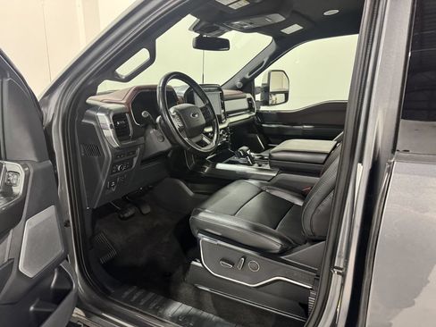 Used 2022 Ford F150 Lariat w/ Equipment Group 502A High AWD/4WD image 17