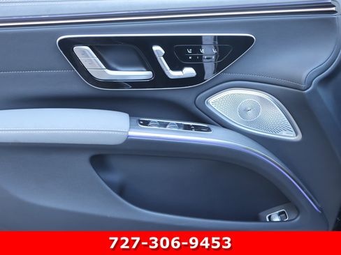Used 2023 Mercedes-Benz EQS 580 4MATIC Sedan image 15